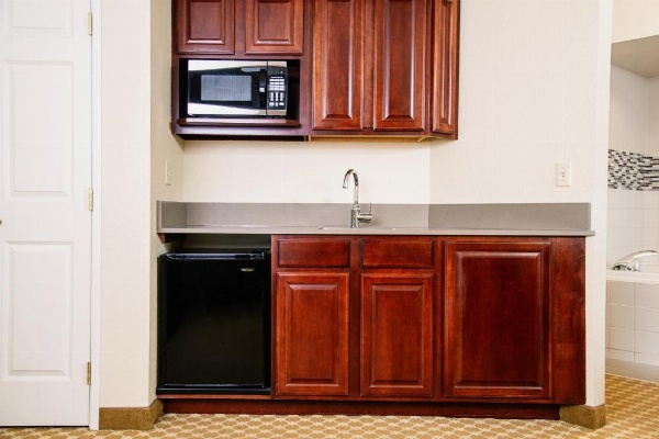 Country Inn & Suites by Radisson, Milwaukee West (Brookfield), WI image 26